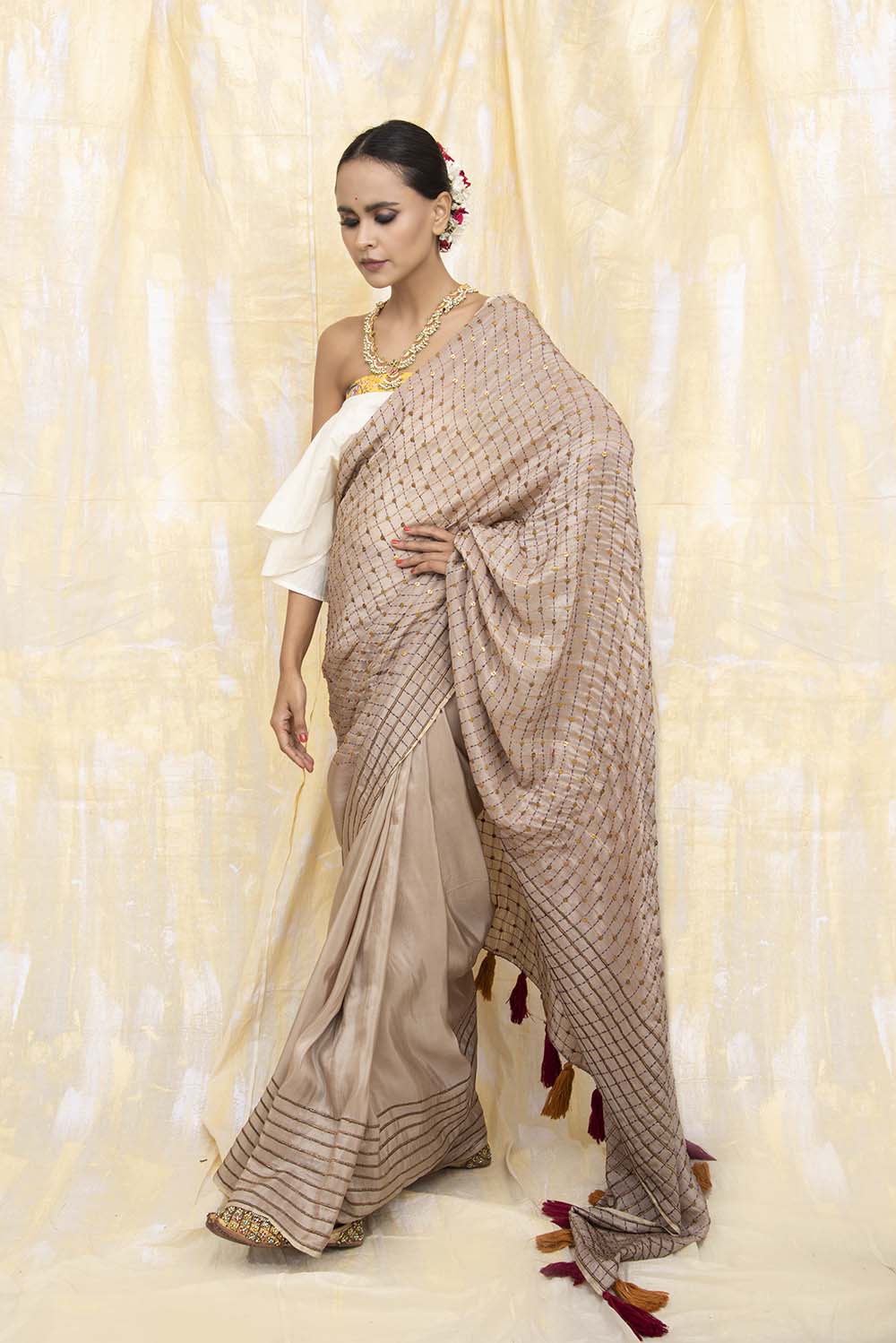 Chikankari saree and blouse – Tarun Tahiliani Official